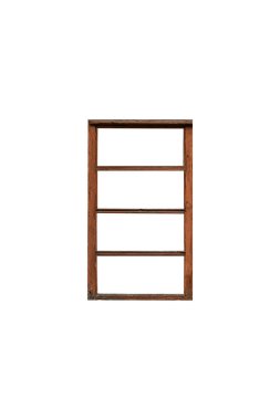 Eski koyu kahverengi ahşap pencere çerçevesi. Dikey yerleştirilmiş, beyaz arka planda izole edilmiş dört kuşak..