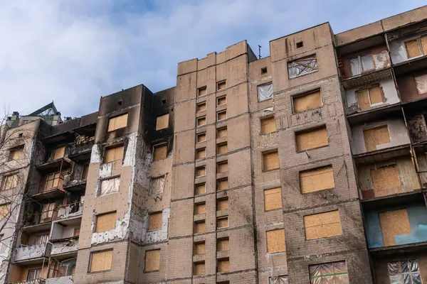 stock image An residential building shelled by the Russian army. Kyiv, Ukraine - February 18 2024