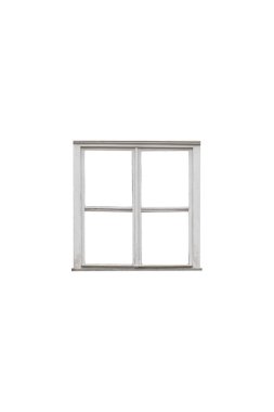 Dört kuşaklı beyaz ahşap pencere iskeleti izole edilmiştir..