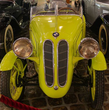 Moskova, Rusya; 12 Temmuz 2024: BMW DIXI DA3 Wartburg Vadima Zadorozhnogo Teknik Müzesi 'nde sergilendi