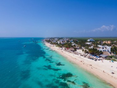 Puerto Morelos, Meksika 'nın insansız hava aracı görüntüsü