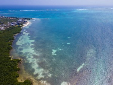 Punta Nizuc 'tan İHA görüntüsü, Cancun, Meksika' da Otel Bölgesi