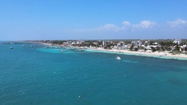 Puerto Morelos, Meksika 'nın havadan görünüşü