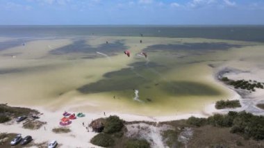 Blanca Adası 'nın havadan görünüşü, Quintana Roo, Meksika