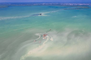 Nichupte Lagoon 'un insansız hava aracı görüntüsü, Meksika