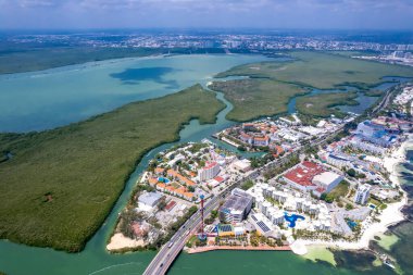 Cancun Otel Bölgesindeki Art Garden hava manzarası