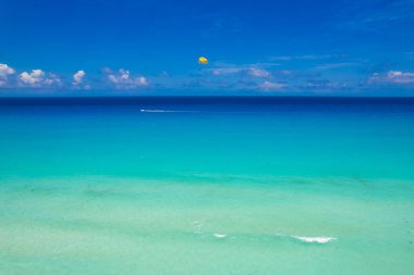 Cancun Otel Bölgesi 'nin havadan görünüşü