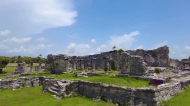 Meksika 'daki Tulum Arkeoloji Alanından Görüntü