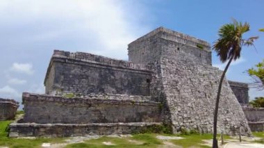 Meksika 'daki Tulum Arkeoloji Alanından Görüntü
