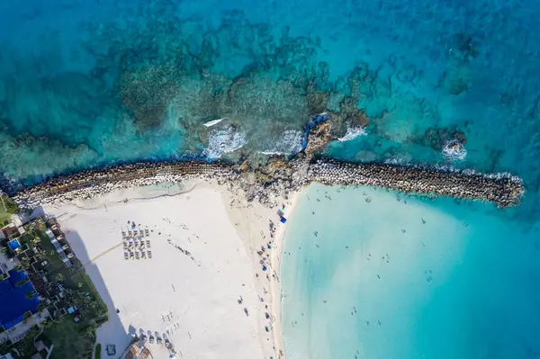 Punta Cancun, Meksika 'nın havadan görünüşü