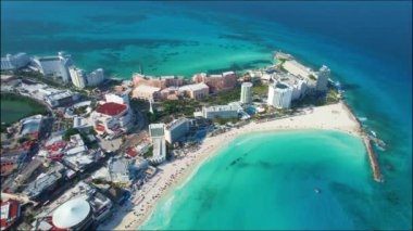 Punta Cancun, Meksika 'nın havadan görünüşü