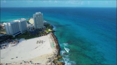 Punta Cancun, Meksika 'nın havadan görünüşü