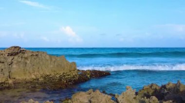 Playa Gaviota, Cancun 'da Rocky Beach Günbatımı