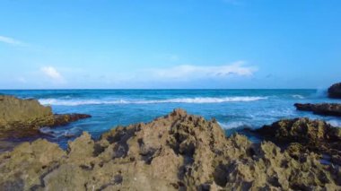 Playa Gaviota, Cancun 'da Rocky Beach Günbatımı