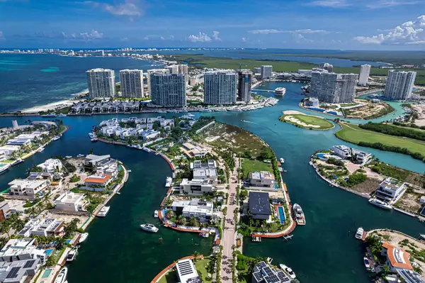Puerto Cancun, Meksika 'nın hayret verici hava manzarası