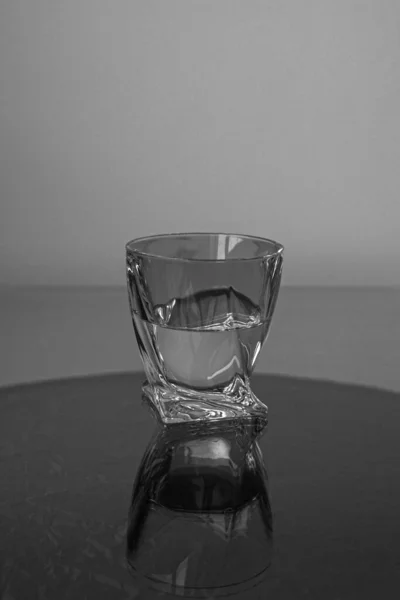 Einfaches Trinkwasser Ohne Gas Formelwasser Ist H2O Das Glas Ist — Stockfoto