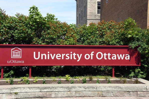 Ottawa Canada Sign University Ottawa Bilingual Public Research University Located — Stock Photo, Image