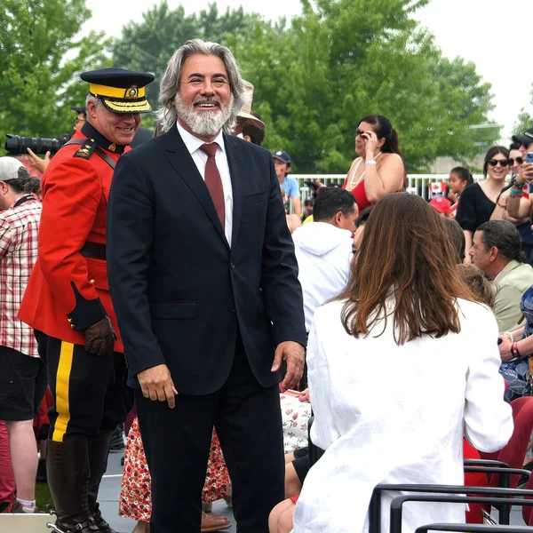 加拿大渥太华 2023年7月1日 加拿大遗产部长帕布罗 罗德里格斯 Pablo Rodriguez 在莱布尔顿公寓 Lebreton Flats 庆祝加拿大日 — 图库照片