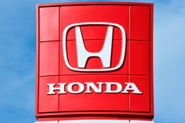 Ottawa, Kanada 13 Mayıs 2025 Barrhaven Honda. Honda dünyanın en büyük on otomobil üreticisinden biri ve dünyanın en büyük motosiklet üreticisi.. 