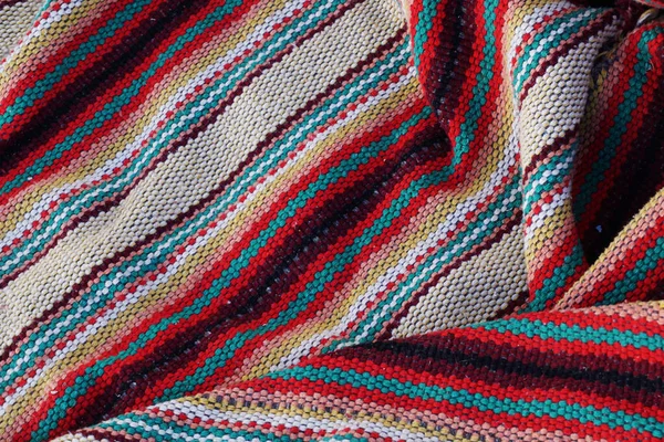 五颜六色的毯子拼凑而成的抽象肌理 — 图库照片