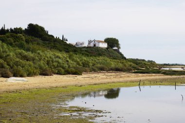 Cacela Velha Algarve, Portekiz sahilinden izledi