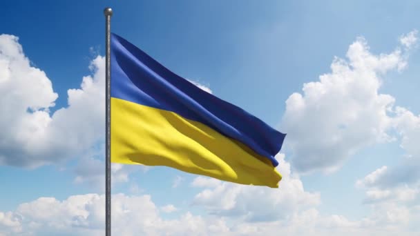 Arka Planda Güzel Bulutlar Olan Ukrayna Bayrağı Ağır Çekimde Sallanıyor — Stok video
