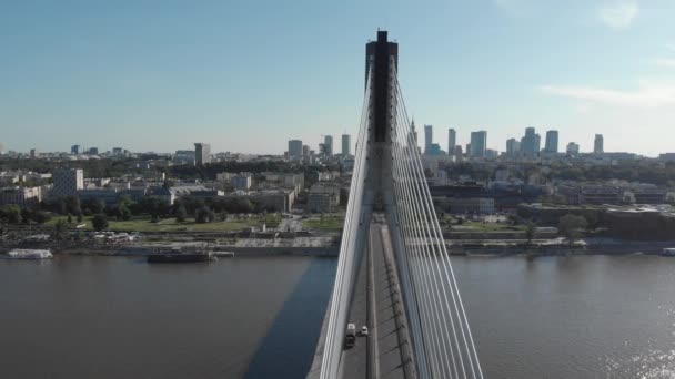 阳光明媚的日子里 斯沃托夫斯基桥的景观 空中射击 波兰华沙 — 图库视频影像