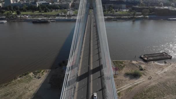 阳光明媚的日子里 斯沃托夫斯基桥的景观 空中射击 波兰华沙 — 图库视频影像