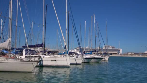 Marina Bay Jachtów Statków Żaglówek Innych Statków Livorno Włochy Słoneczny — Wideo stockowe