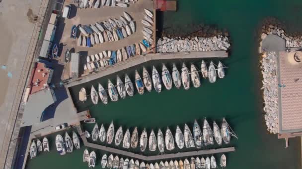 Légi Felvétel Marina Bay Jachtok Hajók Vitorlások Más Hajók Livorno — Stock videók
