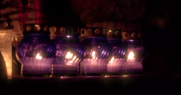 Five Cemetery Grave Candles Lanterns Illuminated Night All Saints Day — Stock Video