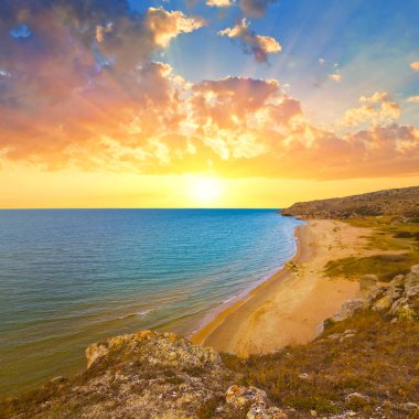 kayalık deniz günbatımı defne