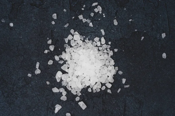 Rock Salt Svart Bakgrund — Stockfoto