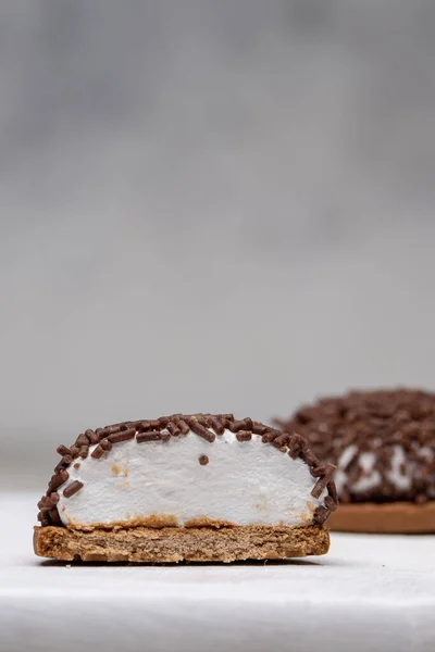 Masadaki Tatlı Şekerli Bisküviler — Stok fotoğraf
