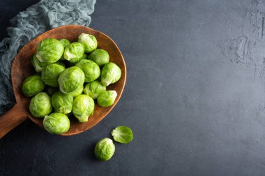 Eski arkaplanda Brüksel lahanası