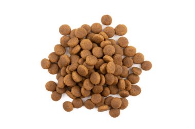 Protein, yağ ve karbonhidrat içeren sağlıklı köpek maması.