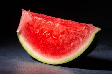 Tatlı ve lezzetli olgun karpuz