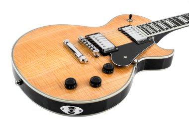 elektro gitar beyaz arkaplanda izole edildi. 