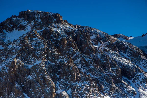 Вид Горы Вблизи Горнолыжного Курорта Шымбулак Снежные Горы Алматы Национальный Стоковое Фото
