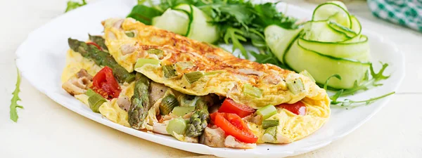 Keto Breakfast Omelette Chicken Fillet Tomatoes Asparagus White Wooden Table — Stock Photo, Image