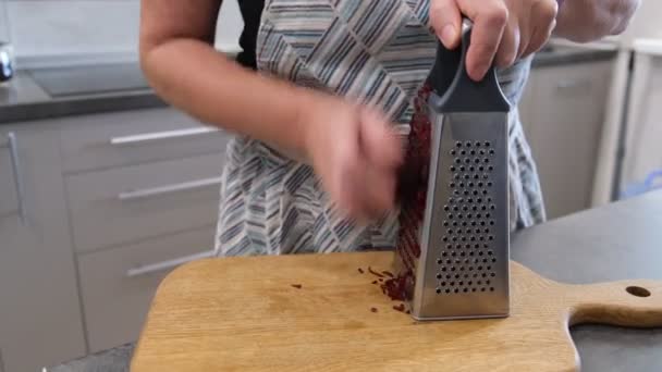 Beet Grater Process Home Kitchen — Stock Video