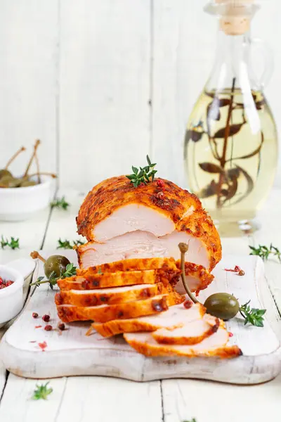 Csirkés Pastrami Piros Paprikával Piros Borssal Hús Csemege Diétás Ételek Stock Fotó