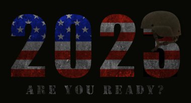 2023, Amerikan bayrağının renkleri, bir askeri miğfer ve 