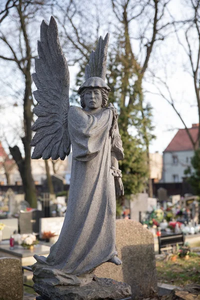Anjo Asa Cinza Cemitério Mater Dolorosa Bytom Polônia — Fotografia de Stock