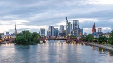 Frankfurt 'un gece-gündüz yükselişi, Almanya