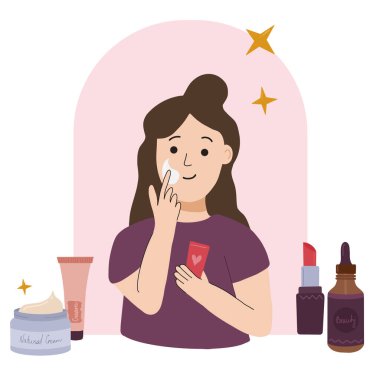 Kadın cildi önemsiyor ve yüzüne krem sürüyor. Çizim düz çizgi film tarzında. Kadın yüz masajı, kendine bakım rutinleri nemlendirici ve hijyen yapıyor. Vektör