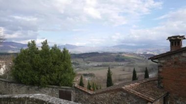 Poppi Kalesi Poppi, Tuscany, İtalya 'da bir ortaçağ kalesi, 