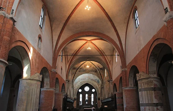 意大利 2023年3月11日 Chiaravalle修道院建筑群Santa Maria Roveniano教堂内部 — 图库照片
