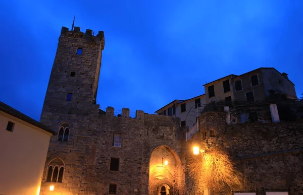 Portovenere Italia Puerta Fortificada Casco Antiguo Por Noche —  Fotos de Stock
