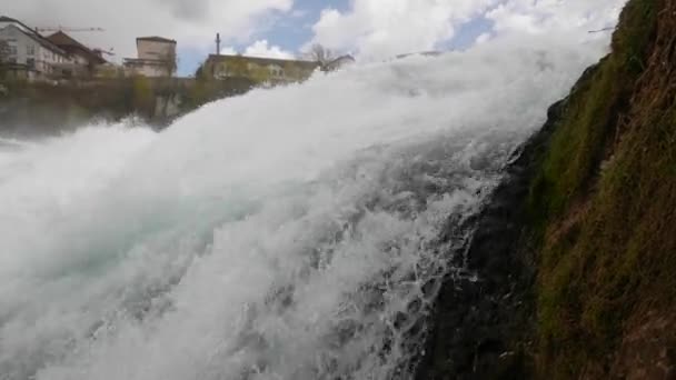 ライン滝ヨーロッパ最大の滝 シャフハウゼン スイス — ストック動画